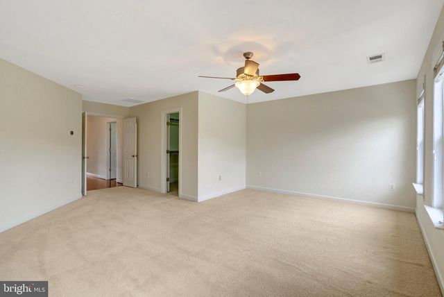 6238 LAWSON DR, Haymarket, VA 20169