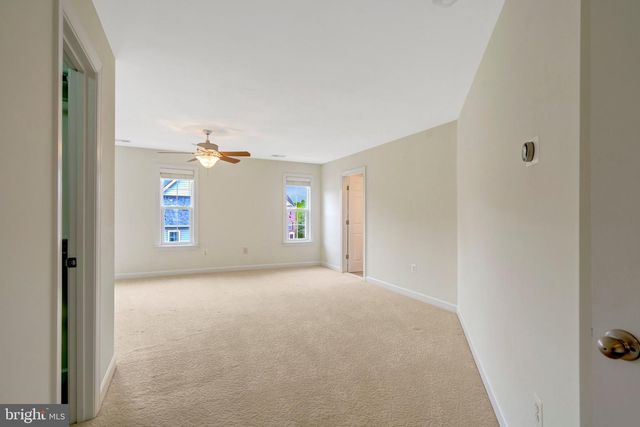 6238 LAWSON DR, Haymarket, VA 20169