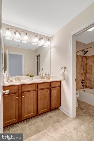 6238 LAWSON DR, Haymarket, VA 20169
