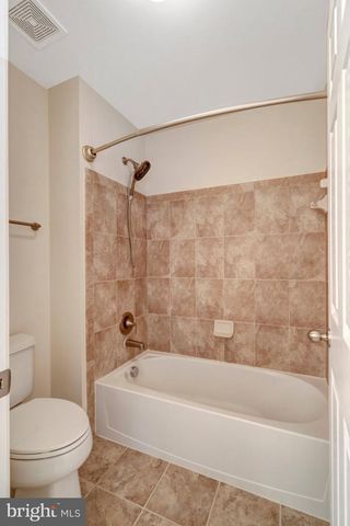 6238 LAWSON DR, Haymarket, VA 20169