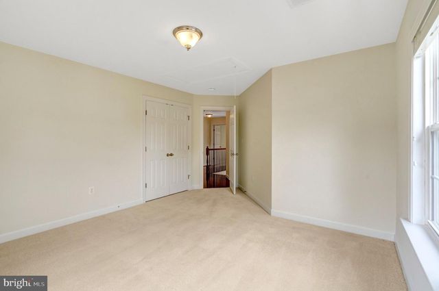 6238 LAWSON DR, Haymarket, VA 20169