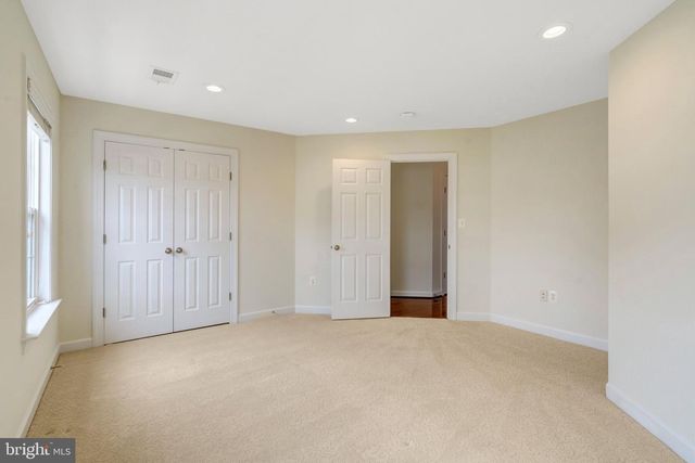 6238 LAWSON DR, Haymarket, VA 20169
