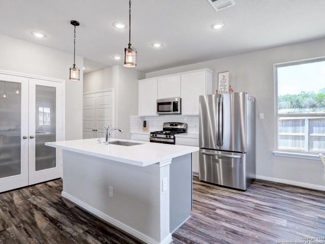 2645 WHITE WILLOW, San Antonio, TX 78245