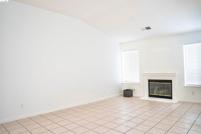 4808 Pineview Way, Antioch, CA 94531