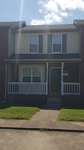 235 Tree Line Dr, Oak Grove, KY 42262