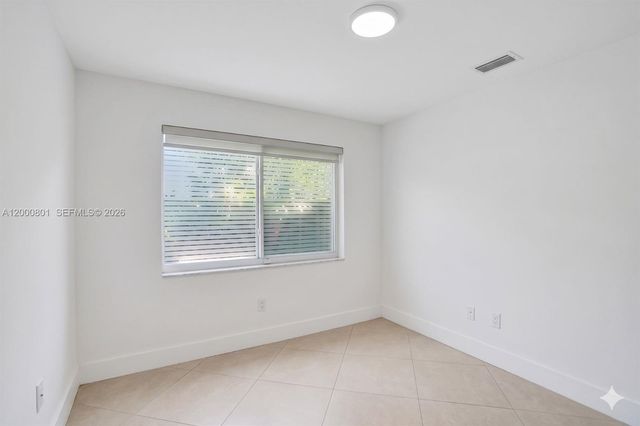 417 NE 29th St, Wilton Manors, FL 33334