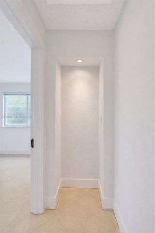 417 NE 29th St, Wilton Manors, FL 33334