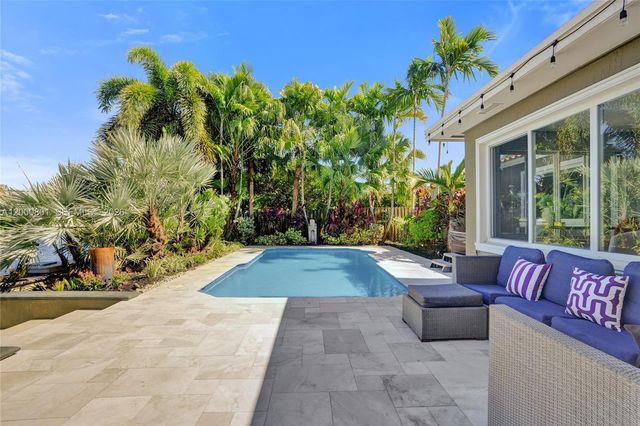 417 NE 29th St, Wilton Manors, FL 33334