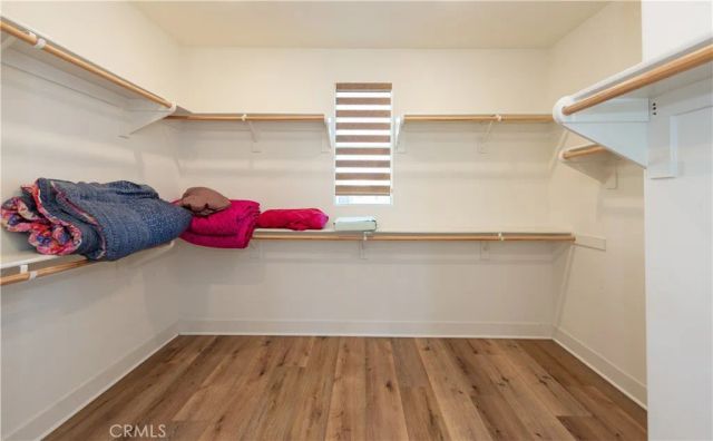 114 Character, Irvine, CA 92618