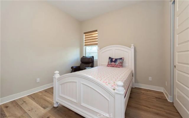 114 Character, Irvine, CA 92618