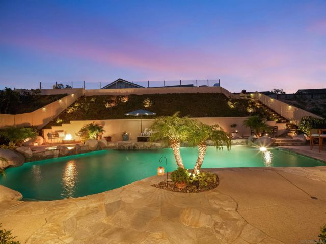 1022 Daisy Avenue, Carlsbad, CA 92011