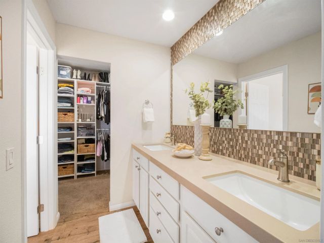 1022 Daisy Avenue, Carlsbad, CA 92011