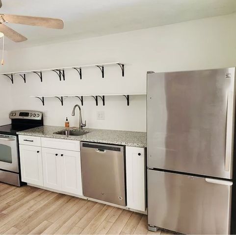 44 Burnap Rd 6, Holliston, MA 01747