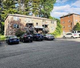 44 Burnap Rd 6, Holliston, MA 01747