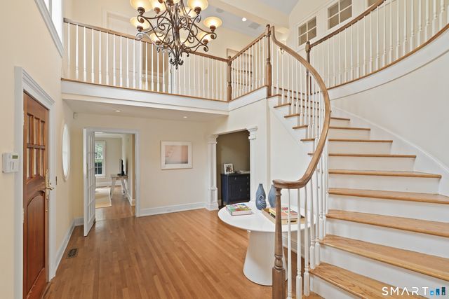 23 Daffodil Lane, Greenwich, CT 06807