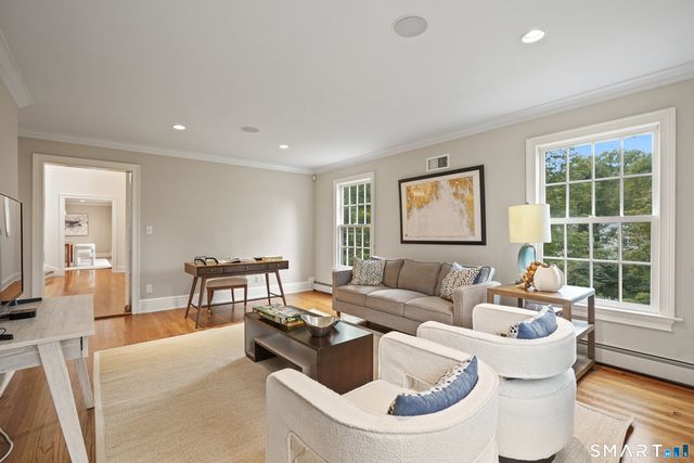 23 Daffodil Lane, Greenwich, CT 06807