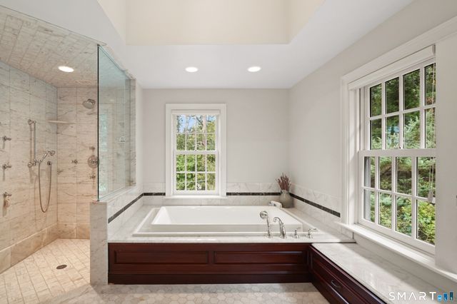 23 Daffodil Lane, Greenwich, CT 06807