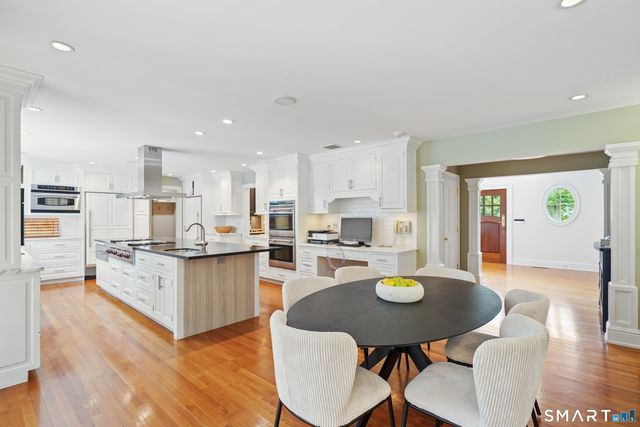 23 Daffodil Lane, Greenwich, CT 06807