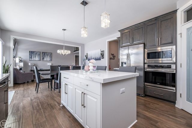 54581 Black Hills Lane, Shelby Twp, MI 48316