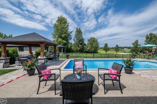 54581 Black Hills Lane, Shelby Twp, MI 48316