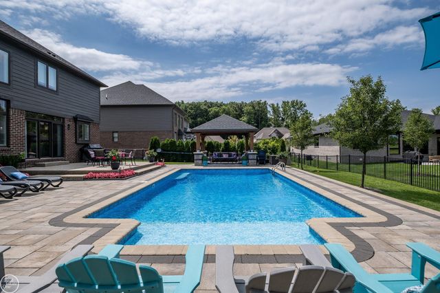 54581 Black Hills Lane, Shelby Twp, MI 48316