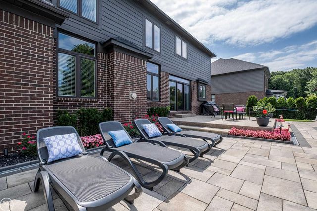 54581 Black Hills Lane, Shelby Twp, MI 48316