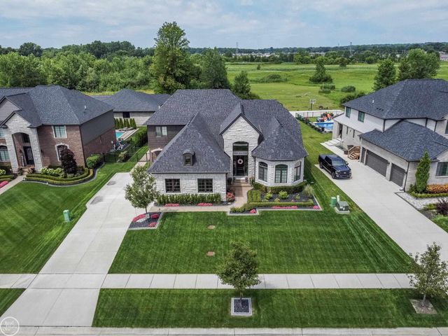 54581 Black Hills Lane, Shelby Twp, MI 48316