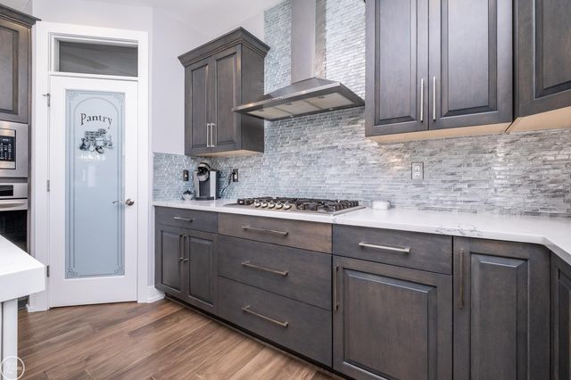 54581 Black Hills Lane, Shelby Twp, MI 48316