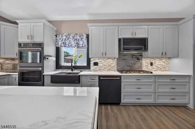 4 Plaza Rd, Fair Lawn Boro, NJ 07410