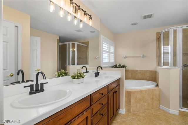 12454 Rock Ridge LN, Fort Myers, FL 33913