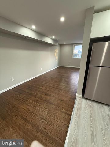 1635 BORBECK AVE, Philadelphia, PA 19111