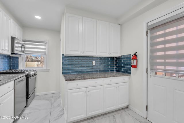 1001 Norwood Avenue 7, Elberon, NJ 07740