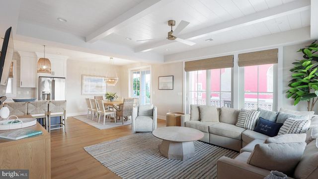 229 3RD ST, Beach Haven, NJ 08008