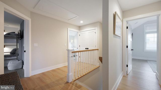 229 3RD ST, Beach Haven, NJ 08008