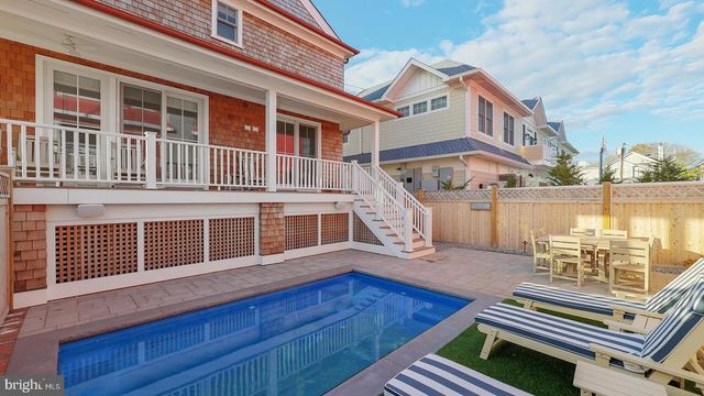 229 3RD ST, Beach Haven, NJ 08008