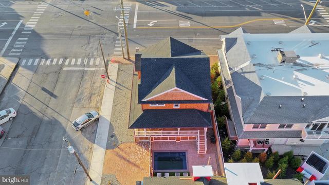 229 3RD ST, Beach Haven, NJ 08008