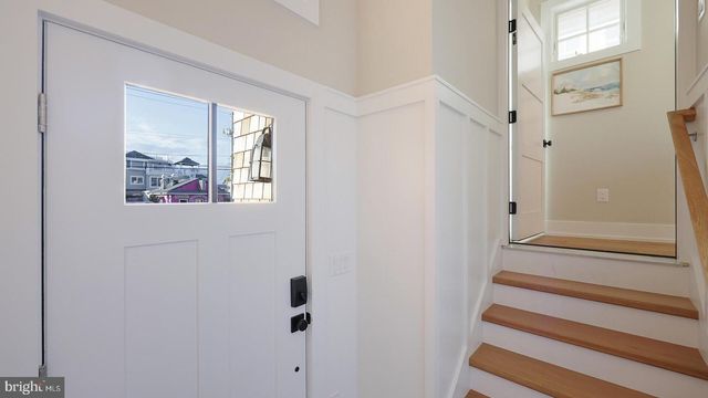 229 3RD ST, Beach Haven, NJ 08008