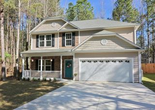 448 Moss Pink Drive, Vass, NC 28394
