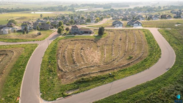 Lt12 Blk16 E Sapphire Ln Lane, Brandon, SD 57005