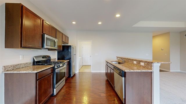 8328 Stamford Drive, Ypsilanti, MI 48198