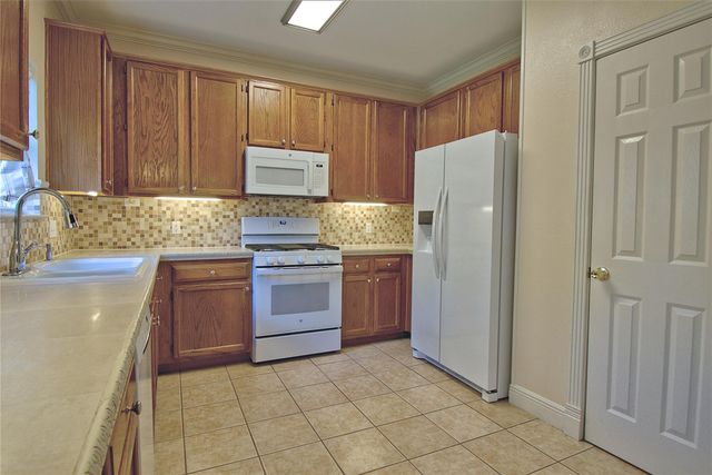 8106 Ephraim RD, Austin, TX 78717