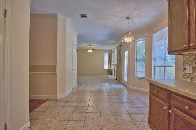8106 Ephraim RD, Austin, TX 78717