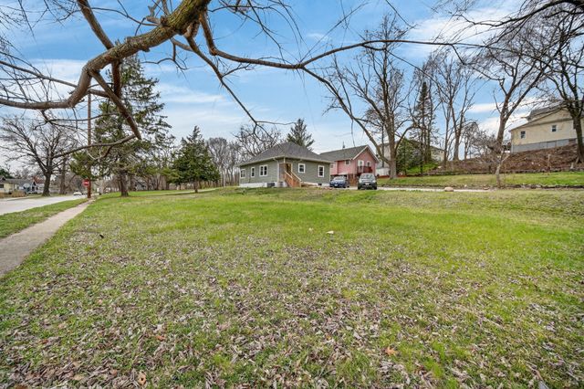 227 Clark Street, Des Moines, IA 50314