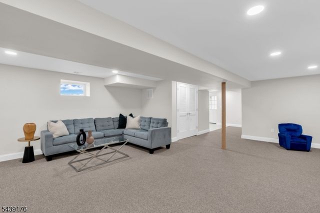 951 Grandview Ave, Union Twp., NJ 07083