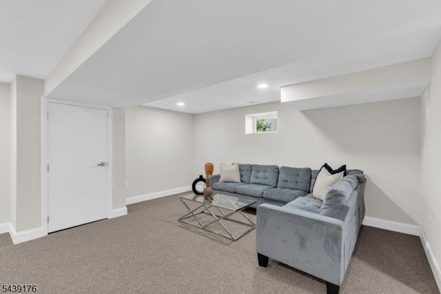 951 Grandview Ave, Union Twp., NJ 07083