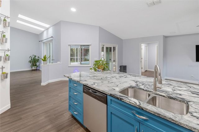 727 HIDDEN LAKE DRIVE, Tarpon Springs, FL 34689