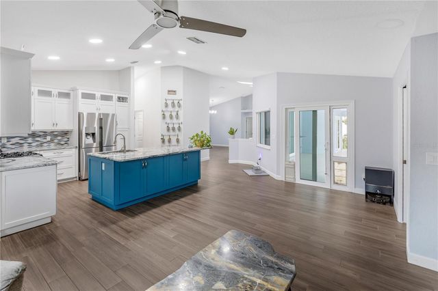 727 HIDDEN LAKE DRIVE, Tarpon Springs, FL 34689