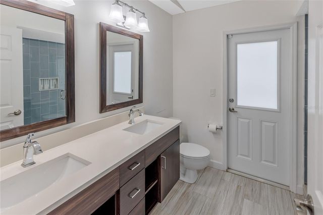 727 HIDDEN LAKE DRIVE, Tarpon Springs, FL 34689