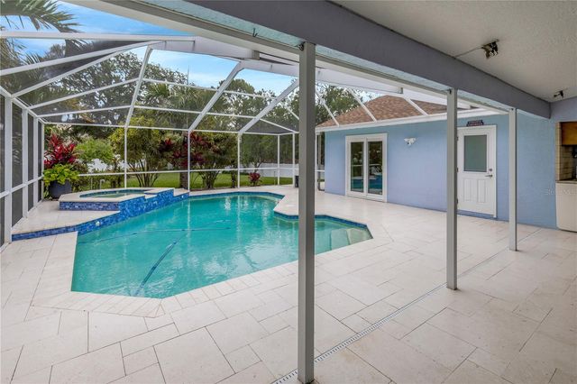 727 HIDDEN LAKE DRIVE, Tarpon Springs, FL 34689