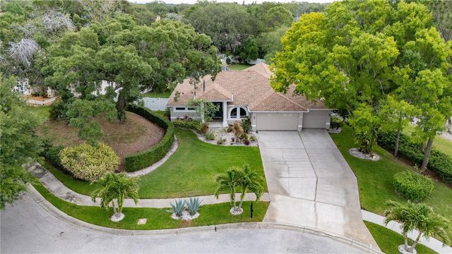 727 HIDDEN LAKE DRIVE, Tarpon Springs, FL 34689